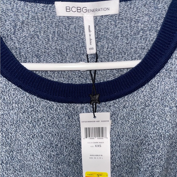BCBG SWEATER - Picture 4 of 4